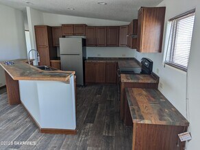 7850 Loma Ln in Mayer, AZ - Building Photo - Building Photo