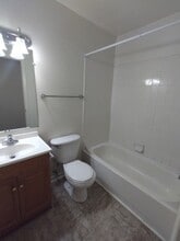 600 Reusens Rd, Unit M136 in Lynchburg, VA - Building Photo - Building Photo