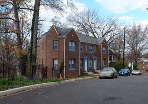 1817-1819 24th Pl SE Apartments