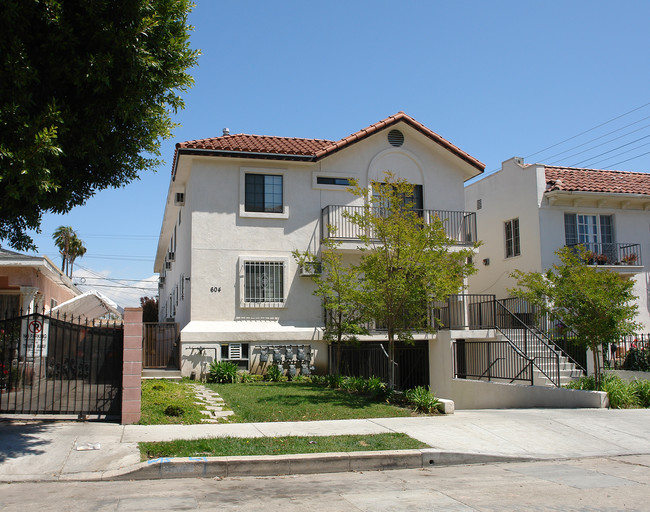 604 N Serrano Ave in Los Angeles, CA - Building Photo - Building Photo