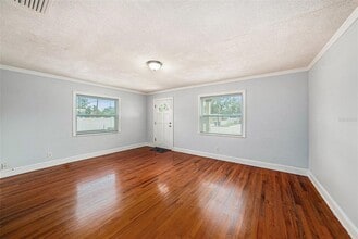213 N Lincoln Ave in Tampa, FL - Building Photo - Building Photo