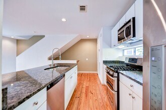 822 Ruthven St in Houston, TX - Building Photo - Building Photo