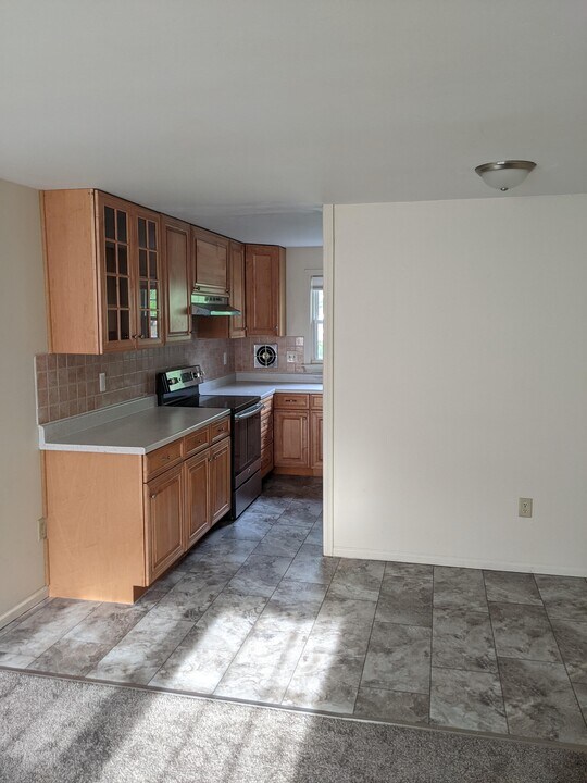 6 Grandview Dr in Farmington, CT - Building Photo