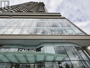 805-805 Carling Ave in Ottawa, ON - Building Photo - Building Photo