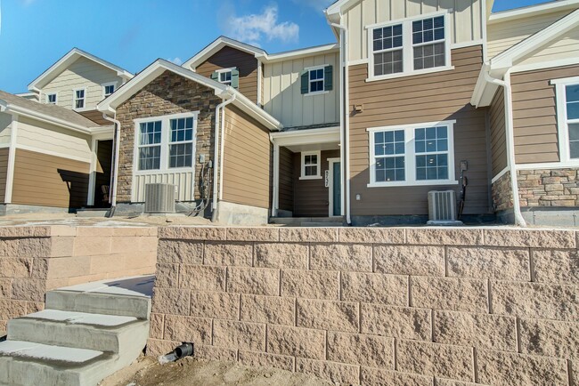 8737 Shady Ridge Grv in Colorado Springs, CO - Building Photo - Building Photo