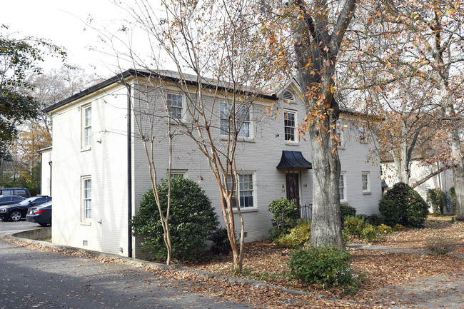 Courtyard on Kirkwood