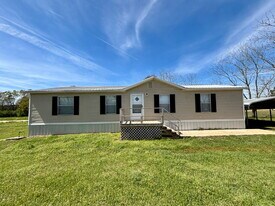 620 Creek Church Rd in Pansey, AL - Building Photo