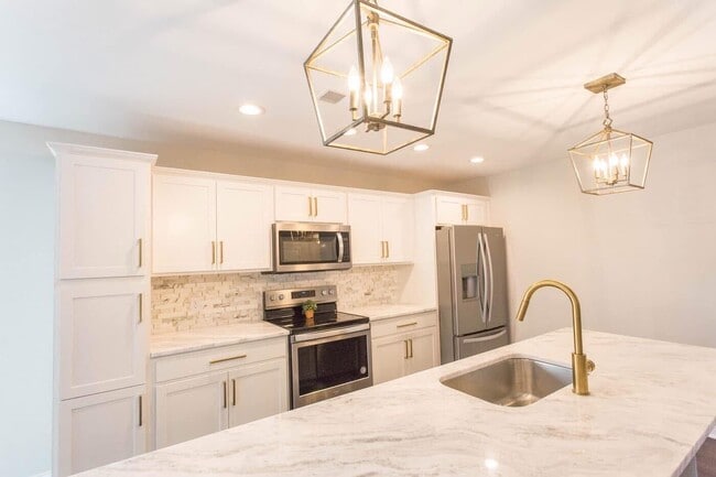 952 Auckland Ave in Richmond, KY - Building Photo - Building Photo