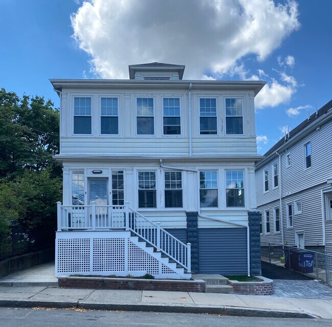 7 Hamilton Rd Rentals in Somerville, MA