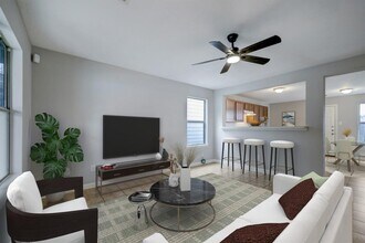 19026 Remington Park Dr in Houston, TX - Building Photo - Building Photo