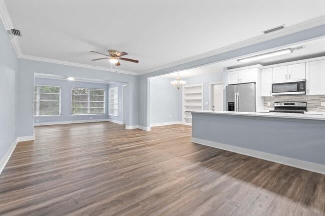 2192 Belmar Dr