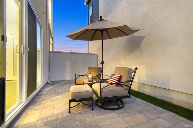 property at 27129 W Purple Sage Ct