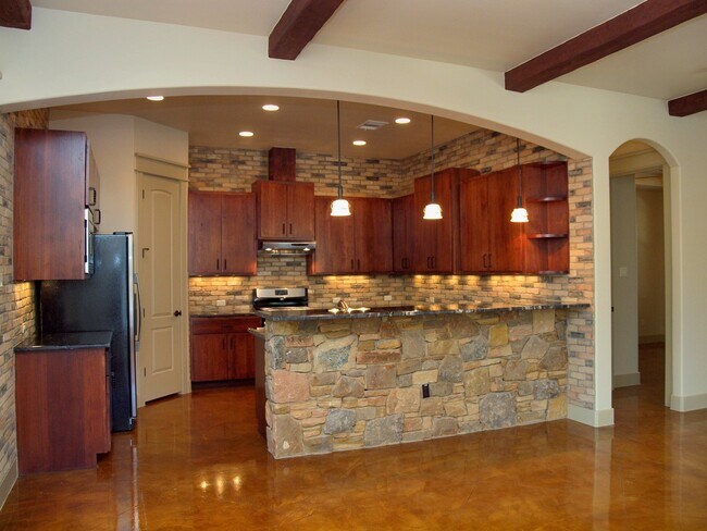 property at 5201 Leralynn St