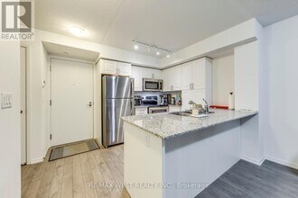 3091 Dufferin St in Toronto, ON - Building Photo - Building Photo
