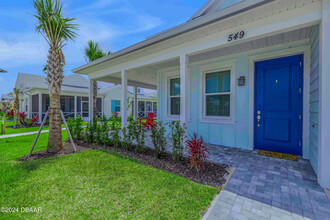 549 Daiquiri Pl in Daytona Beach, FL - Building Photo - Building Photo