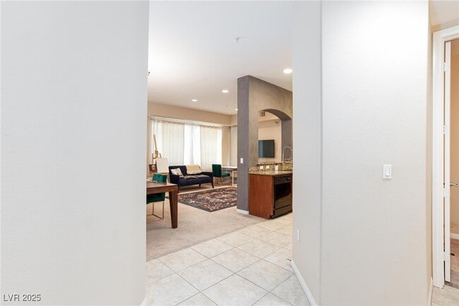 62 E Serene Ave