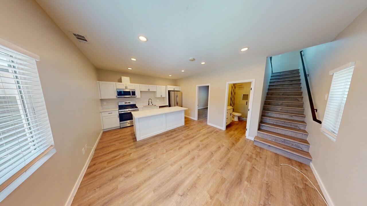 4935 63rd St in San Diego, CA - Building Photo