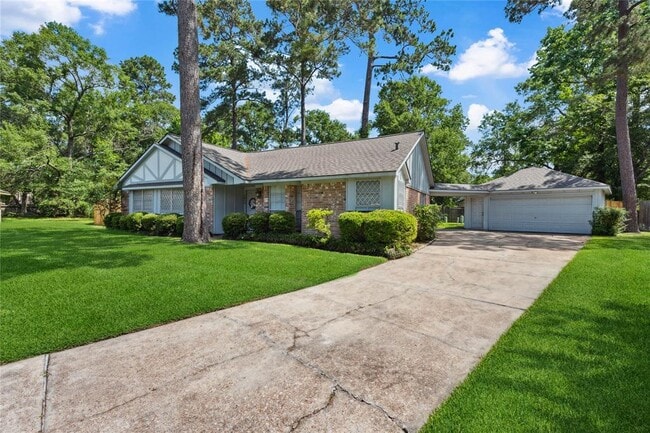 1834 Clover Spring Dr in Houston, TX - Building Photo - Building Photo