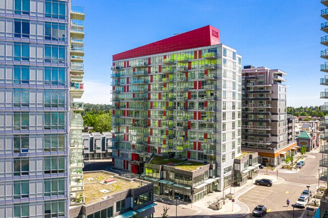 10 Brentwood Cmn NW in Calgary, AB - Building Photo - Building Photo