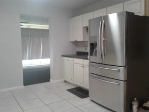 906 Richwood Ln in Port Richey, FL - Building Photo - Building Photo