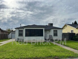 606 E 22nd St in Merced, CA - Building Photo