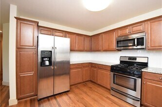 2817 E 22nd St in Austin, TX - Building Photo - Building Photo