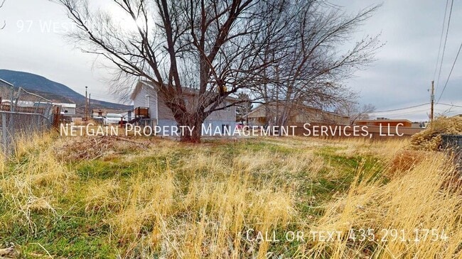 97 W Sunset Dr in Cedar City, UT - Building Photo - Building Photo