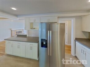 3604 Strattford Ct in Kent, WA - Building Photo - Building Photo