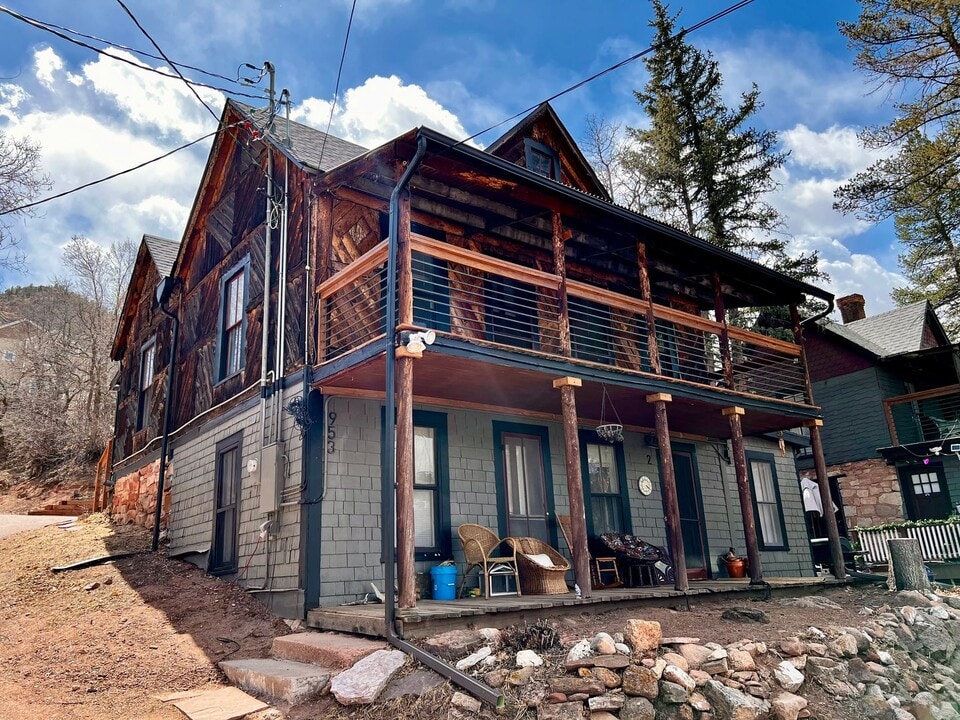 953 Osage Ave in Manitou Springs, CO - Building Photo