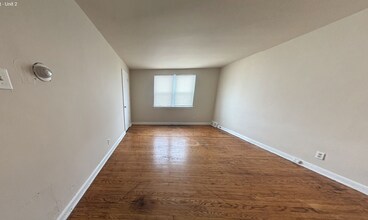 208 E Albanus St in Philadelphia, PA - Building Photo - Building Photo