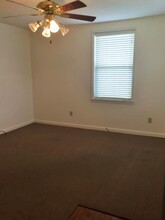 906 Martin St in Clarksville, TN - Building Photo - Building Photo