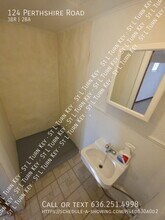 124 Perthshire Rd in St. Louis, MO - Building Photo - Building Photo