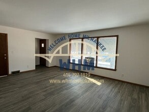 8526 W Appleton Ave in Milwaukee, WI - Building Photo - Building Photo
