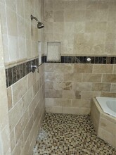 7803 Broadview Dr in Houston, TX - Building Photo - Building Photo