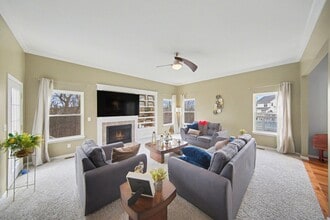 1495 Chapleau Dr in Ann Arbor, MI - Building Photo - Building Photo