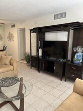 3150 N Palm Aire Dr, Unit 108 in Pompano Beach, FL - Building Photo - Building Photo