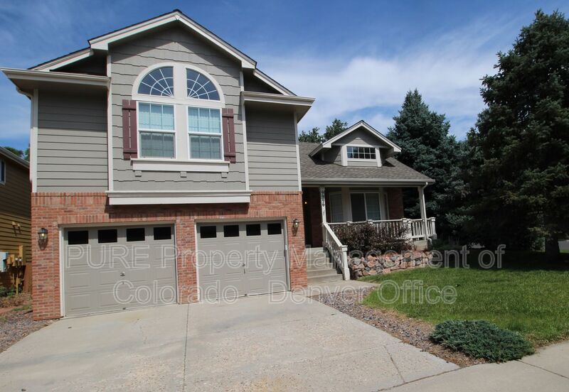 9996 Spring Hill Ln in Highlands Ranch, CO - Building Photo