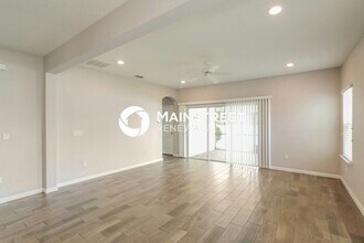 1118 Silver King Rd in Jacksonville, FL - Building Photo - Building Photo