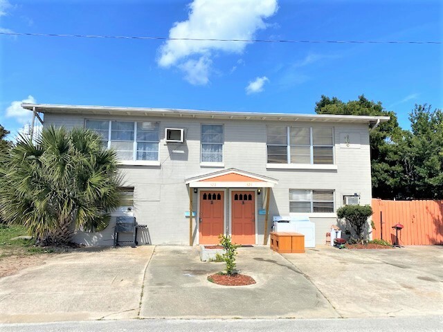 523 Frances Ter in Daytona Beach, FL - Building Photo