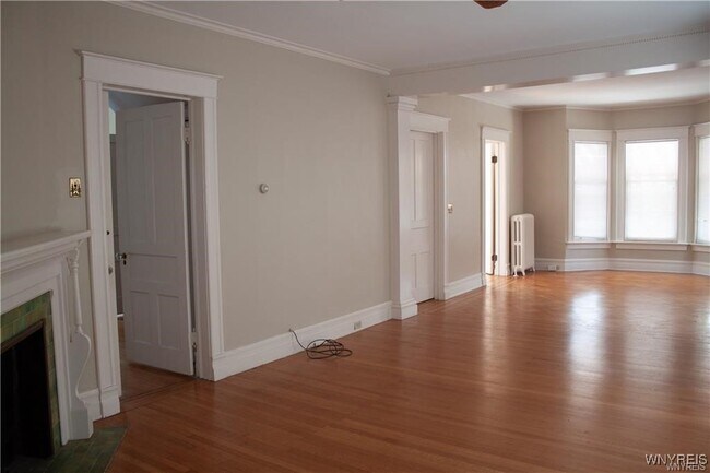property at 284 Richmond Ave
