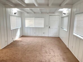 7038 Lacey Ave in Oakland, CA - Building Photo - Building Photo