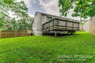 141 Rosewood Dr in Pittsburgh, PA - Building Photo - Building Photo