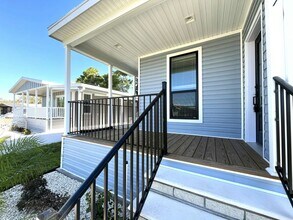 117 N Lake Dr in Leesburg, FL - Building Photo - Building Photo