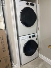 661 McGregor Farm Trail in Newmarket, ON - Building Photo - Building Photo