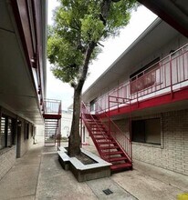 1410 Blalock Rd in Houston, TX - Building Photo - Building Photo