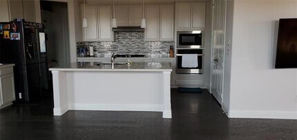 2260 Washington Dr in Carrollton, TX - Building Photo - Building Photo