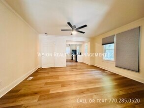 673 Kennesaw Ave NE-Unit -Unit 2 in Atlanta, GA - Building Photo - Building Photo