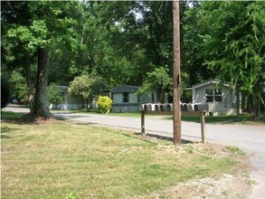 Hunter Hills Mobile Home Park in Rossville, GA - Building Photo - Other