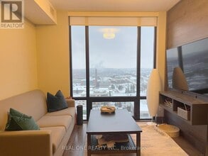 330 Phillip St in Waterloo, ON - Building Photo - Building Photo