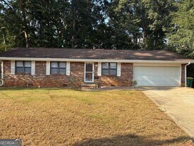 2954 Ann Marie Ln in Rex, GA - Building Photo
